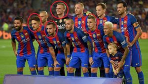 (From Left) Barcelona's Turkish midfielder Arda Turan, Barcelona's midfielder Denis Suarez, Barcelona's Argentinian defender Javier Mascherano, Barcelona's forward Paco Alcacer, Barcelona's Dutch goalkeeper Jasper Cillessen, Barcelona's defender Aleix Vidal, Barcelona's French defender Jeremy Mathieu, Barcelona's French defender Lucas Digne, Barcelona's Croatian midfielder Ivan Rakitic, Barcelona's Brazilian forward Neymar and Barcelona's midfielder Sergio Busquets line up before the Spanish league football match FC Barcelona vs Deportivo Alaves at the Camp Nou stadium in Barcelona on September 10, 2016. / AFP / LLUIS GENE        (Photo credit should read LLUIS GENE/AFP/Getty Images)