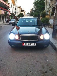 253738