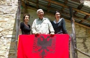 Info Shqip: Branko Manojlovski, deputet i popullit shqiptar