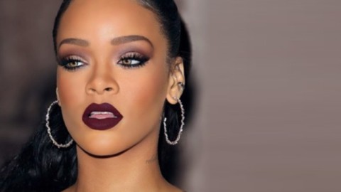Rihanna e quan Trumpin “derr amoral” për shkak të urdhrit ndaj vendeve myslimane