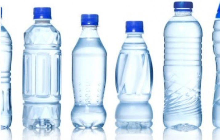 Shkaktojnë kancer, mos i ripërdorni shishet plastike