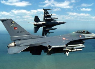 Avionët turq fluturojnë mbi Athinë, alarmohet Greqia