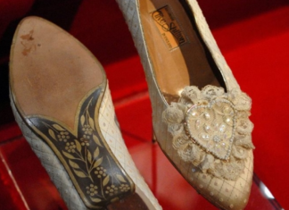 Princeshë Diana kishte fshehur një sekret në këpucët e saj të martesës, çfarë ishte ajo?