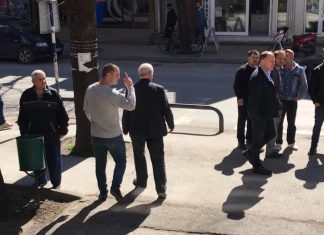 SKANDALOZE/ Bojan Iliq ua tregon gishtin e mesëm faliljes së Almir Aliut (VIDEO)