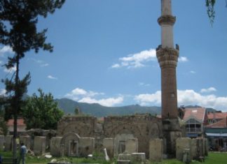 Maqedonasit e Prilepit: si e kanë djegur e më pas shndërruar në tualet publik xhaminë më të vjetër në Europë (VIDEO)
