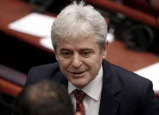 Ahmeti: I kam dërguar pororsi Ivanovit ta nënshkruajë Ligjin e gjuhëve