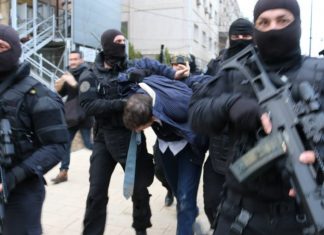 Gazetari kroat: Urime për miqtë tanë shqiptarë, pse Vuçiq dhe Vulin nuk arrestohen kështu në Kroaci