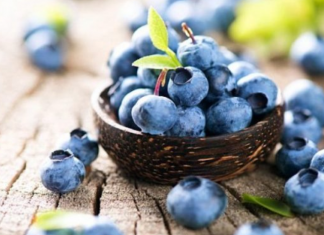 Përse boronicat janë të mbuluara me një lloj pluhuri të bardhë