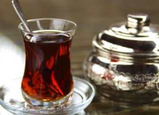 E pini çdo ditë, por a e dini çfarë ndikimi ka në organizmin tuaj çaji i zi