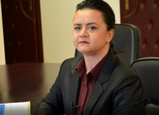 Shpërthen deputetja maqedonase: Prej sot jam shqiptare! (VIDEO)
