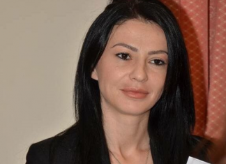 Për herë të parë një femër shqiptare në krye të një institucioni financiar në Maqedoni