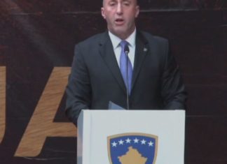Haradinaj në lot kur flet për Jasharët