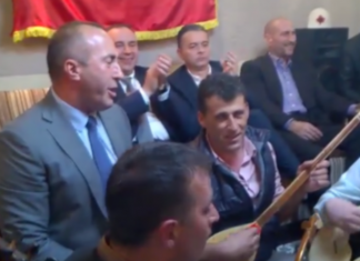 Në odën ku po këndonte Haradinaj zbrazen rafallë revolesh (VIDEO)