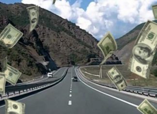 Ruaje Zot Shqipërinë nga shqiptarët! Shoferët kosovarë në protestë për Rrugën e Kombit