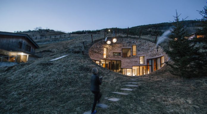 villa-valls-2-hero_1521891095-7497386