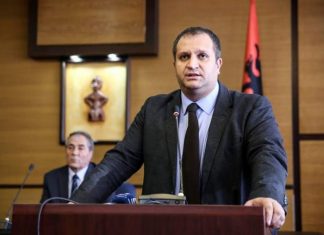 Shpend Ahmeti i gëzohet lajmit që ka të bëj me Prishtinën