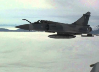 Rrëzohet një avion ushtarak grek në afërsi me Turqinë