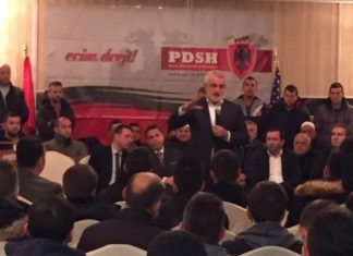 PDSH hyn në “qeverinë” e Shkupit, ja emri dhe fotografia e funksionarit të parë të saj! (FOTO)