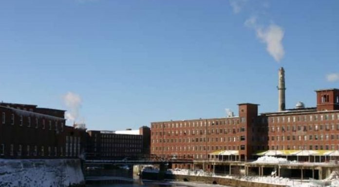 xhamia e pare shqiptare ne amerike