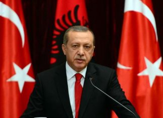 Erdogan sot prezantoi kabinetin, bën ministër edhe dhëndrin e tij me emër shqiptar