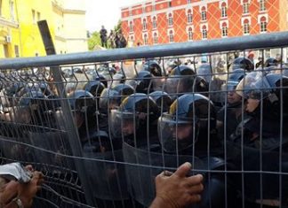 Shqipëri, protestë kundër qeverisë Rama