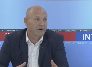 Xhemajlaj: Haradinaj u zotua se do të bisedojë me ministrat, zëvendësit e të cilëve u ankuan sot