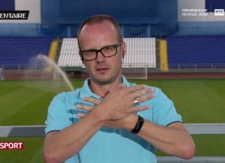 Gazetari i sportit në televizionin publik zviceran solidarizohet me Shaqirin e Xhakën, e bën shqiponjën live në TV
