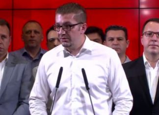 A do ta pranojë VMRO-ja referendumin për emrin? E tregon kryetari i saj Mickovski