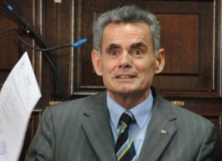 Urimi i Rektorit Demaj për festen e Fitër Bajramit