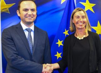 Orët në vijim do mësohet fati i negociatave Maqedoni – Greqi