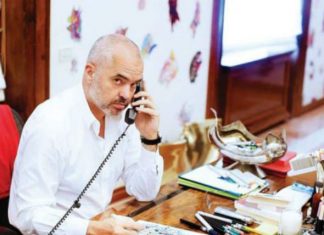 “Si i bëri Edi Rama me ‘dhimbje koke’, dy deputetët e huaj”, rrëfimi i Berishës