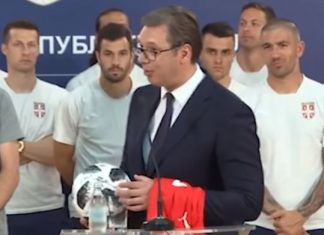 Bie poshtë urdhëri i Vuçiç: që “patjetër ta mposhtin bindshëm Zvicrën” (VIDEO)