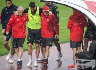 Tronditet Zvicra, Xhaka rrezikon pjesëmarrjen në Botëror, lëndohet dhe dërgohet me urgjencë në spital