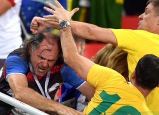Rrahja e parë mes tifozëve në ‘Rusia 2018’, serbët tregojnë veten, përleshen me brazilianët