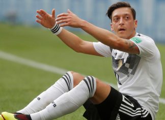 Presidenti i Bayernit komenton largimin e Ozil nga kombëtarja gjermane, ”Ai ishte një m*t për vite me rradhë”