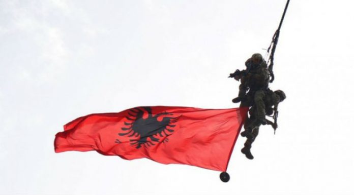 auto_ushtria_shqiptare_780