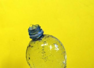 Shikoni se si njerëzit kanë ricikluar në mënyrë krijuese shishet plastike! Bëjeni dhe ju (VIDEO)