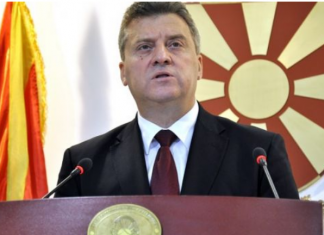 Zbulohet arsyeja përse Presidenti Ivanov nuk do të jetë në Maqedoni ditën e referendumit