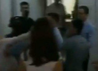 Shpërthen e rrahura në Kuvendin komunal të Preshevës (VIDEO)