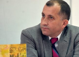 Korrigjimi i kufijve: Pse nxitojnë amerikanët në Maqedoni?