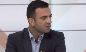 Info Shqip: Hezitimi i LDK-së, do t’i hapte mundësi qeverisë mes Vetëvendosjes dhe PDK-së