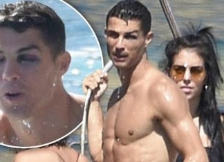 Cristiano Ronaldo shfaqet me syrin e nxirë