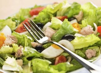 Vlerat ushqyese të sallatës jeshile dhe pse duhet ta konsumoni atë përditë