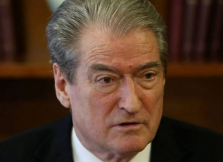 Berisha sulmon ashpër Thaçin – e quan argat të Vuçiqit dhe serbomadh shqipfolës