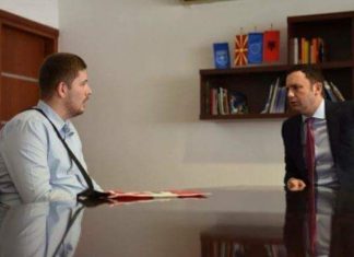 Bujar Osmani e punëson studentin që diplomoi me mesataren 10