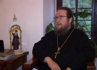 Prifti serb thotë se është i shqetësuar, Serbia duhet ta marë të gjithë Kosovën