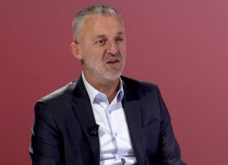Halil Kastrati flet për Thaçin, Haradinajn, Kurtin e Pacollin