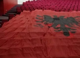 Edhe këtë vit flamuri më i madh kombëtar valon në Kumanovë (FOTO)