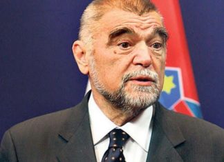 Mesic: Serbia e ka zor ta pranojë pavarësinë e Kosovës si pasojë e problemeve të brendshme