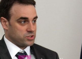O’Conell ka një mesazh për prokurorët e Kosovës